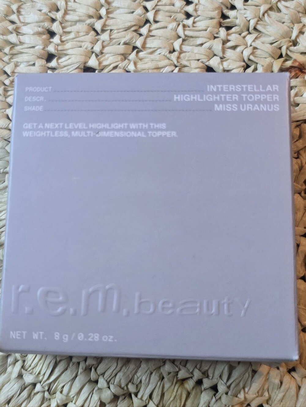 r.e.m. beauty Interstellar Highlighter Topper - Miss Uranus